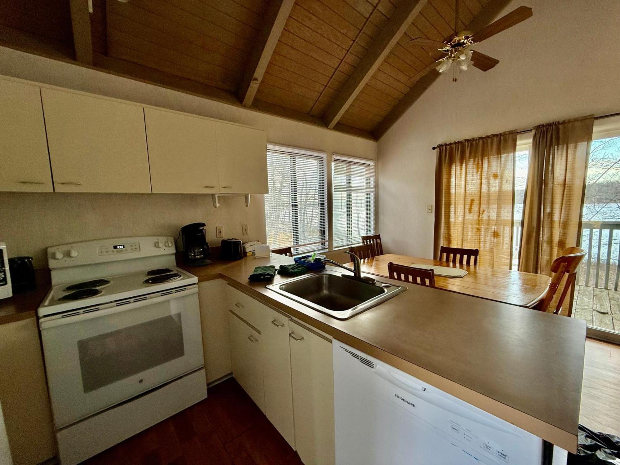 Resort Eagle Village 3*
